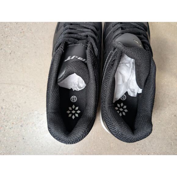 Rip It Softball Cleats youth size 5.5 - Picture 5 of 6